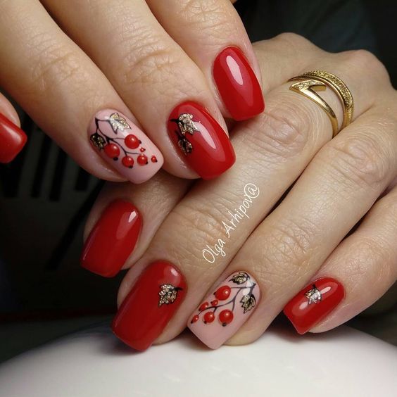 Featured image of post Unhas Decoradas Vermelhas Com Dourado Neste artigo unhas decoradas e suas varia es vamos comentar sobre as principais t cnicas mais utilizadas